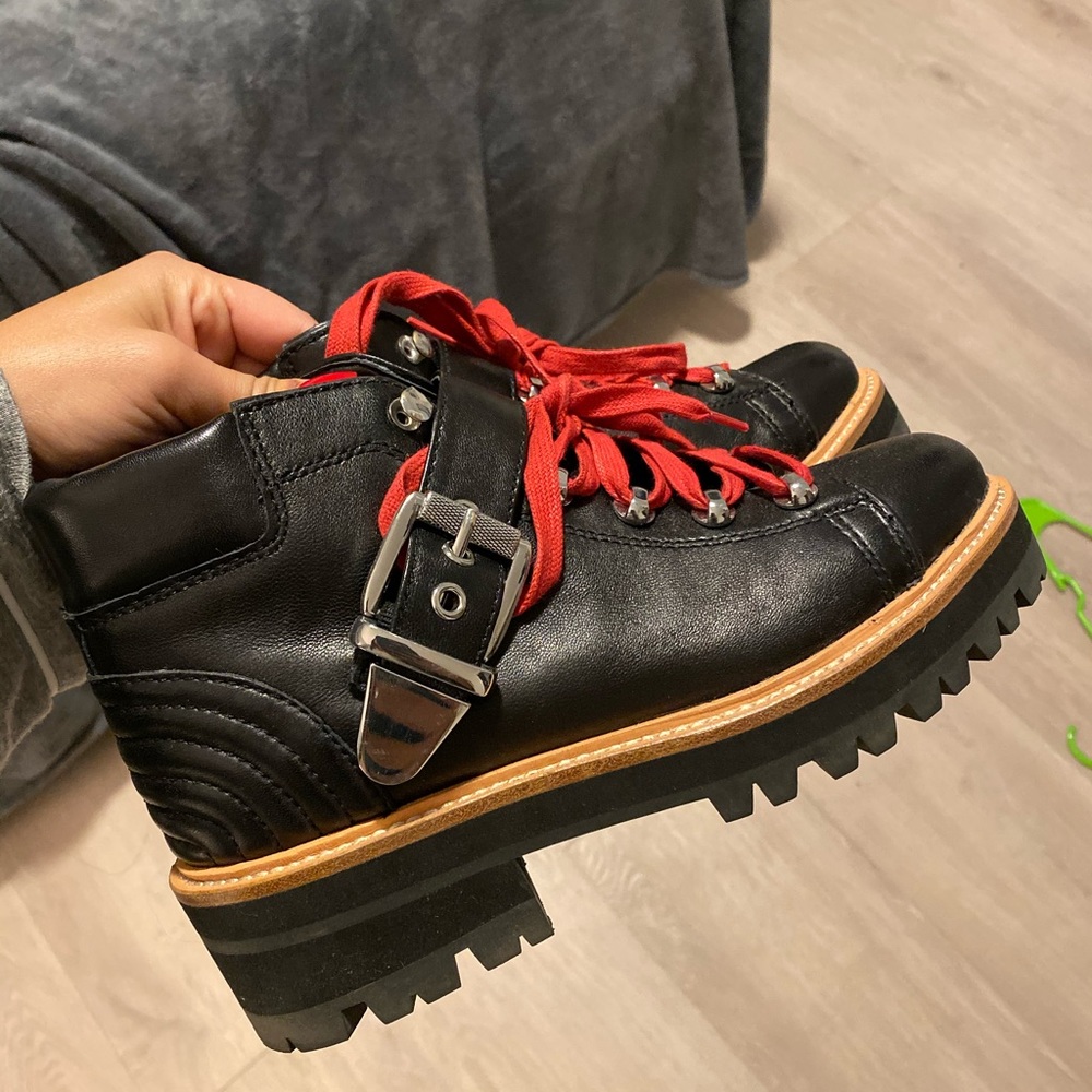 Marc Fisher boot